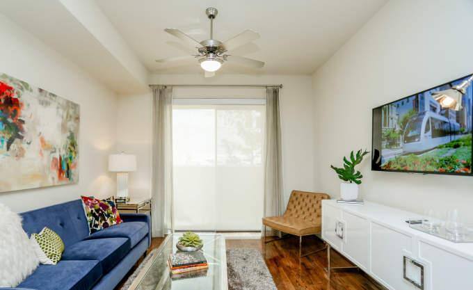 Apartment for rent at 500 Crawford St, Houston, TX 77002