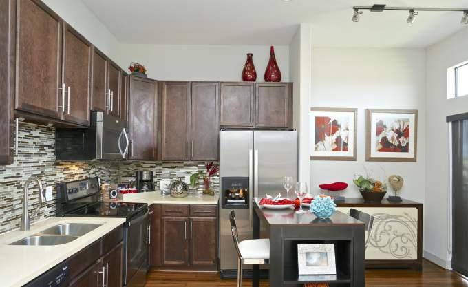 Apartment for rent at 1616 W Dallas St, Houston, TX 77019
