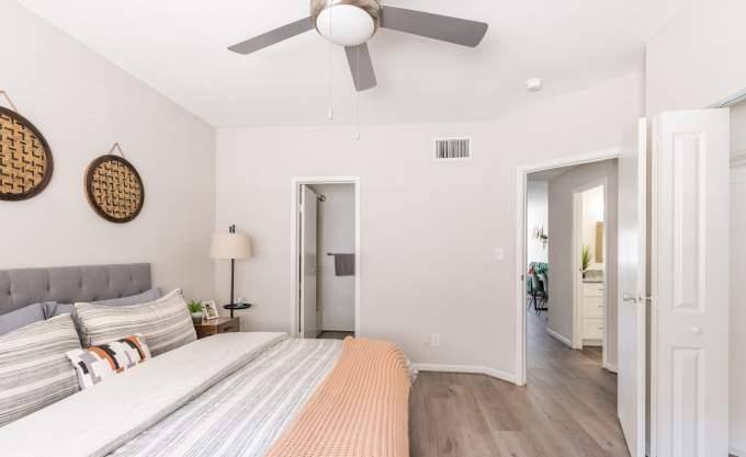 Apartment for rent at 1819 Augusta Dr, Houston, TX 77057