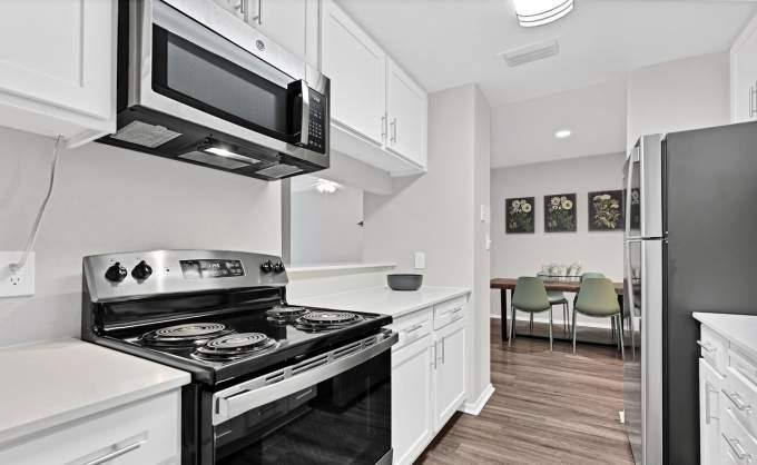 Apartment for rent at 1819 Augusta Dr, Houston, TX 77057