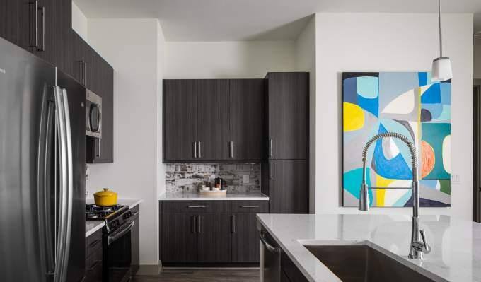 Apartment for rent at 3030 Summer St, Houston, TX 77007