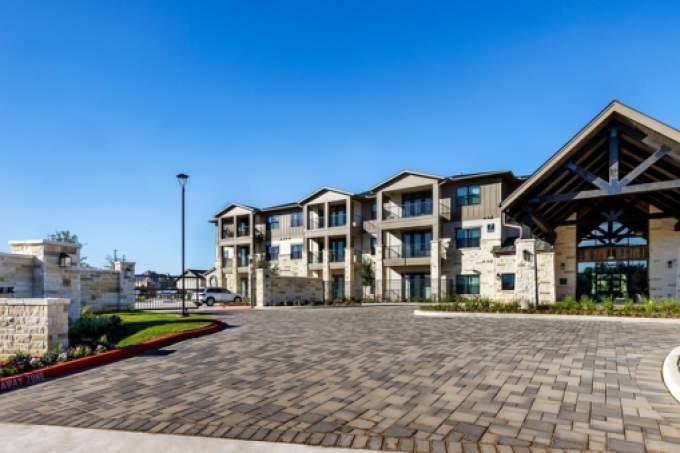 Apartment for rent at 21901 Gosling Rd, Spring, TX 77389