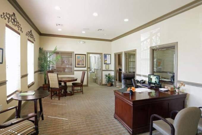 Apartment for rent at 13960 Hillcroft St, Houston, TX 77085