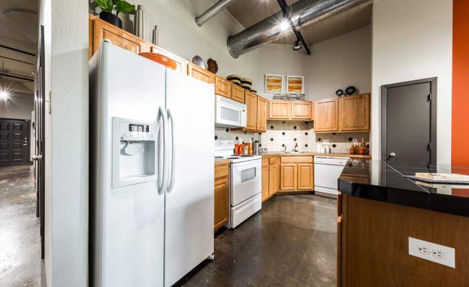 Apartment for rent at 2115 Runnels St, Houston, TX 77003