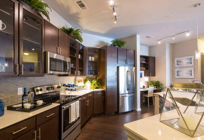 Apartment for rent at 920 Westcott St, Houston, TX 77007