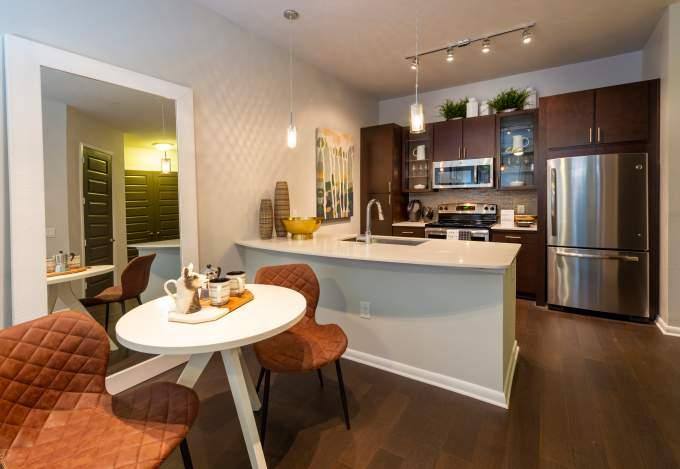Apartment for rent at 920 Westcott St, Houston, TX 77007