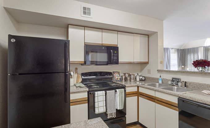 Apartment for rent at 2828 Greenbriar Dr, Houston, TX 77098