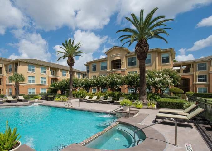 Apartment for rent at 3300 Sage Rd, Houston, TX 77056