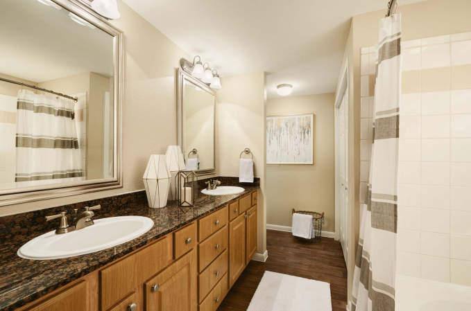 Apartment for rent at 2303 Louisiana St, Houston, TX 77006