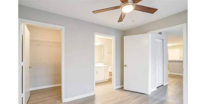 Apartment for rent at 2000 Westborough Dr, Katy, TX 77449