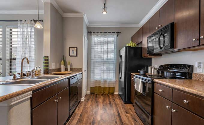 Apartment for rent at 14402 W Bellfort St, Sugar Land, TX 77498