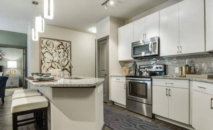 Apartment for rent at 14900 Memorial Dr, Houston, TX 77079