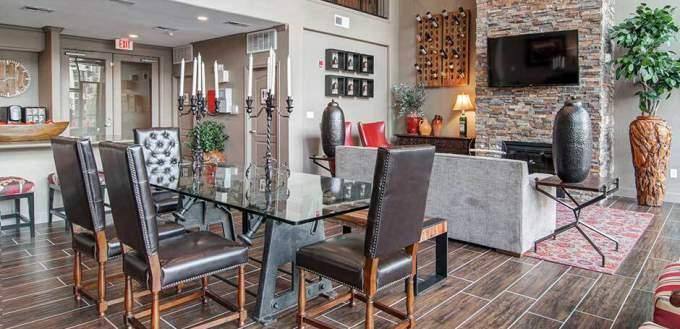 Apartment for rent at 4550 N Braeswood Blvd, Houston, TX 77096