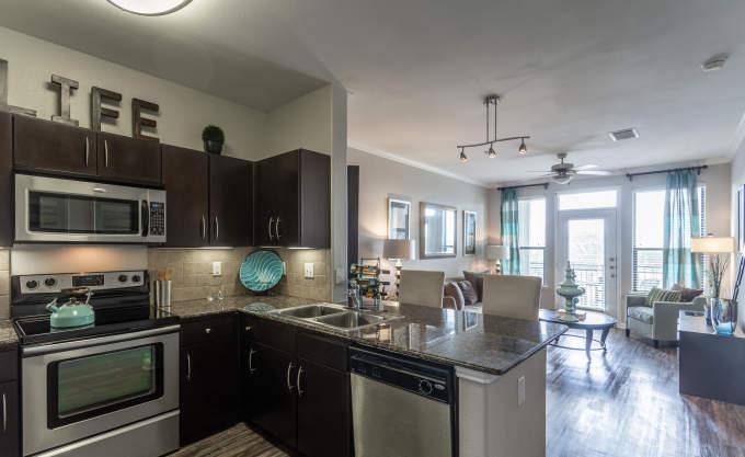 Apartment for rent at 4550 N Braeswood Blvd, Houston, TX 77096