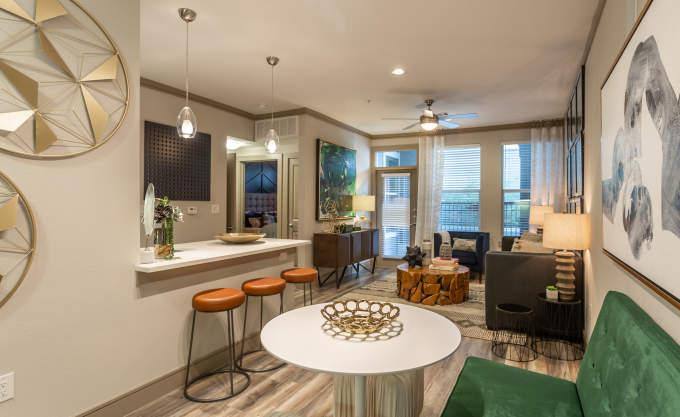 Apartment for rent at 180 W Gray St, Houston, TX 77019