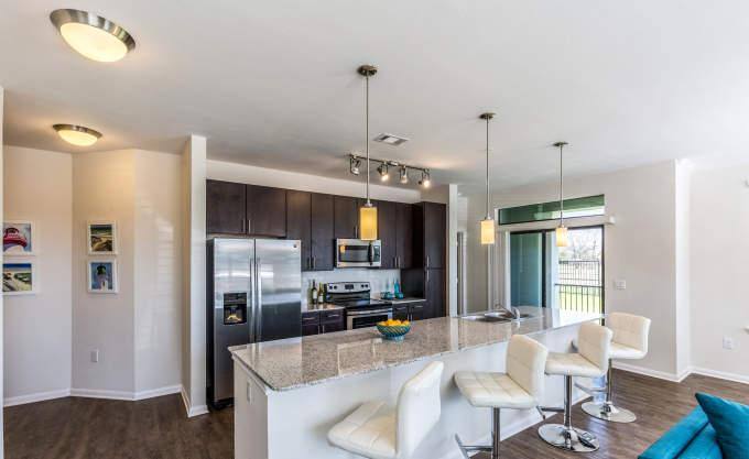 Apartment for rent at 10000 Fannin Station, Houston, TX 77045