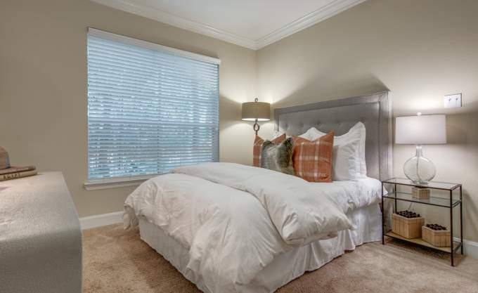 Apartment for rent at 14855 Memorial Dr, Houston, TX 77079