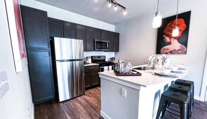 Apartment for rent at 3530 W 12th St, Houston, TX 77008