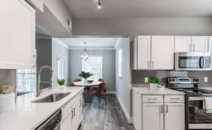 Apartment for rent at 19100 Glenwest Dr, Friendswood, TX 77546