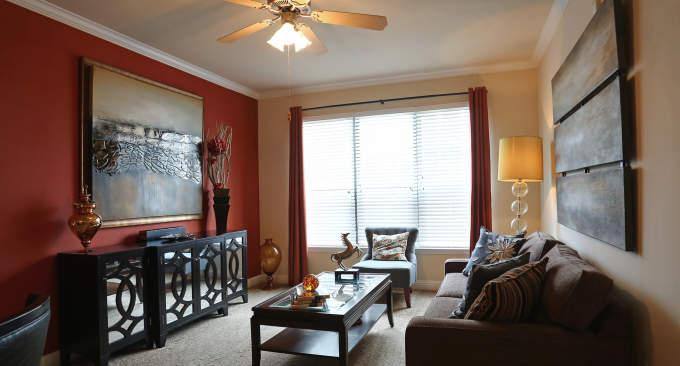 Apartment for rent at 4620 N Braeswood Blvd, Houston, TX 77096