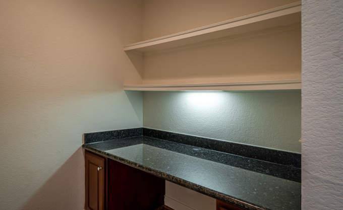 Apartment for rent at 320 Jackson Hill St, Houston, TX 77007