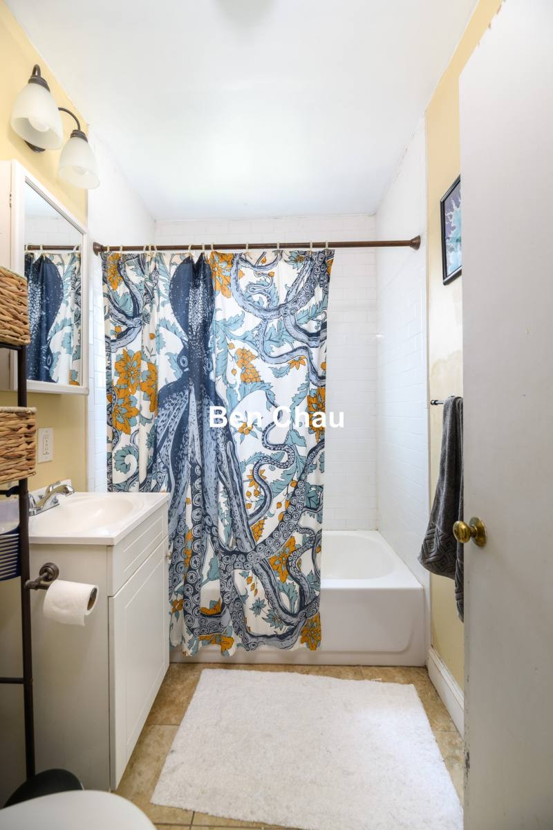 Apartment for rent at 259 Summer St #1B, Somerville, MA 02143
