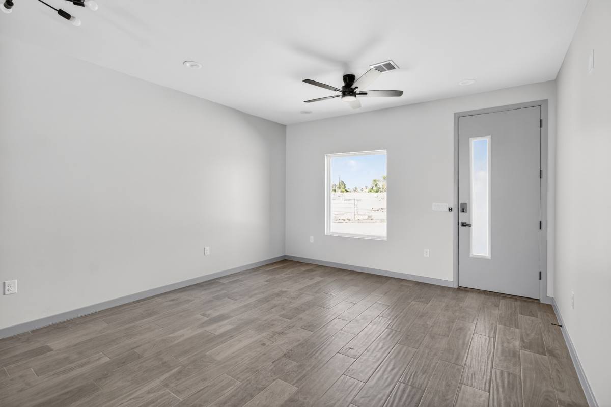 Townhouse for rent at 155D Colina Place, El Paso, TX 79907