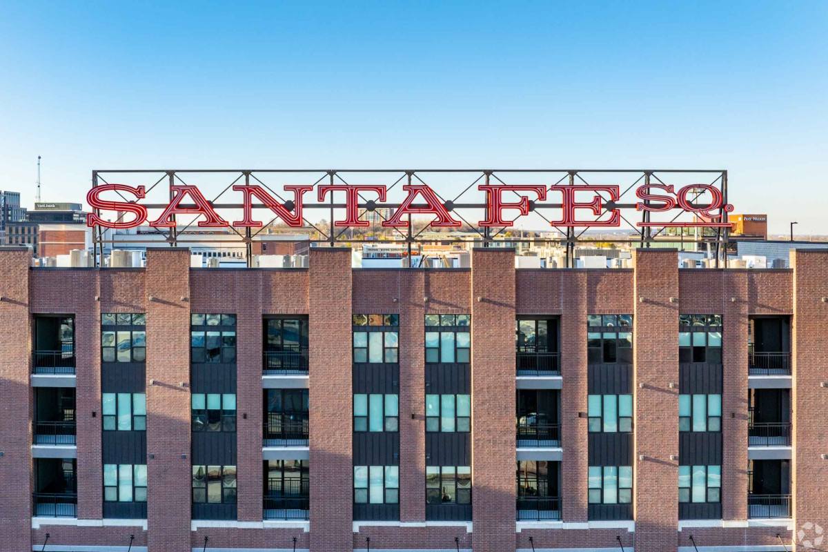 Apartment for rent at Santa Fe Square, 505 E 2nd St S, Tulsa, OK 74120