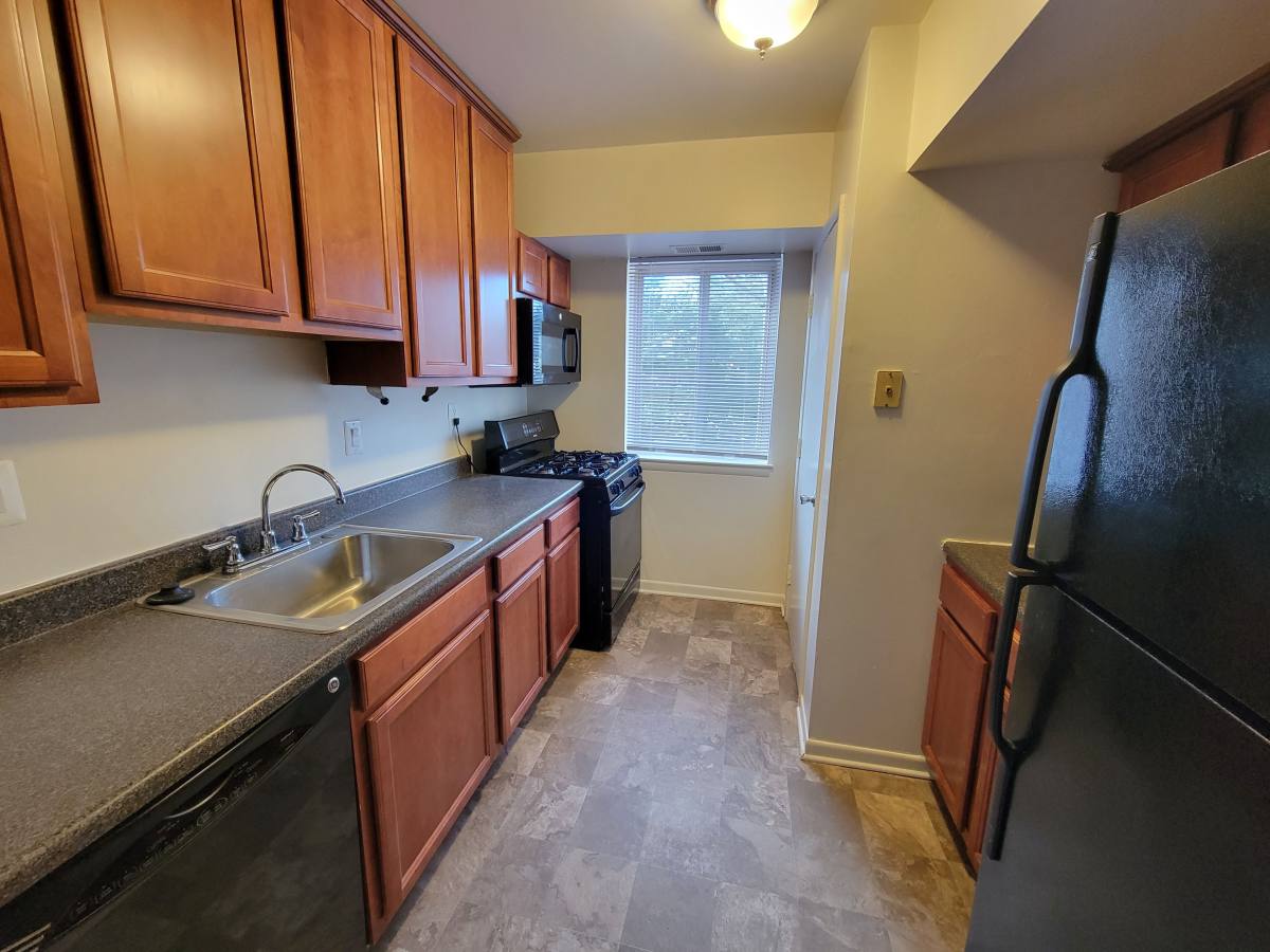Apartment for rent at Park Glen, 7906 Allard Court, Glen Burnie, MD 21061