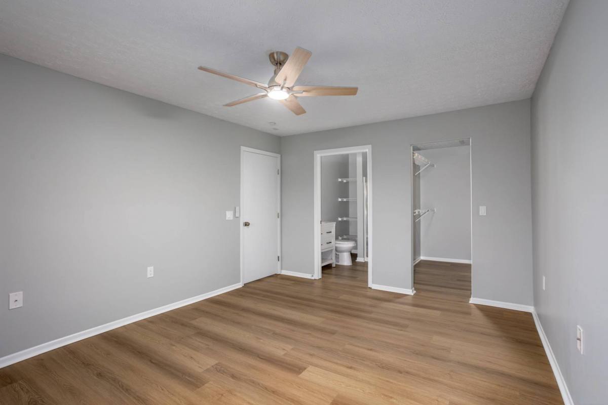 Apartment for rent at Chartwell, 1400 Fuller Court, Lancaster, OH 43130