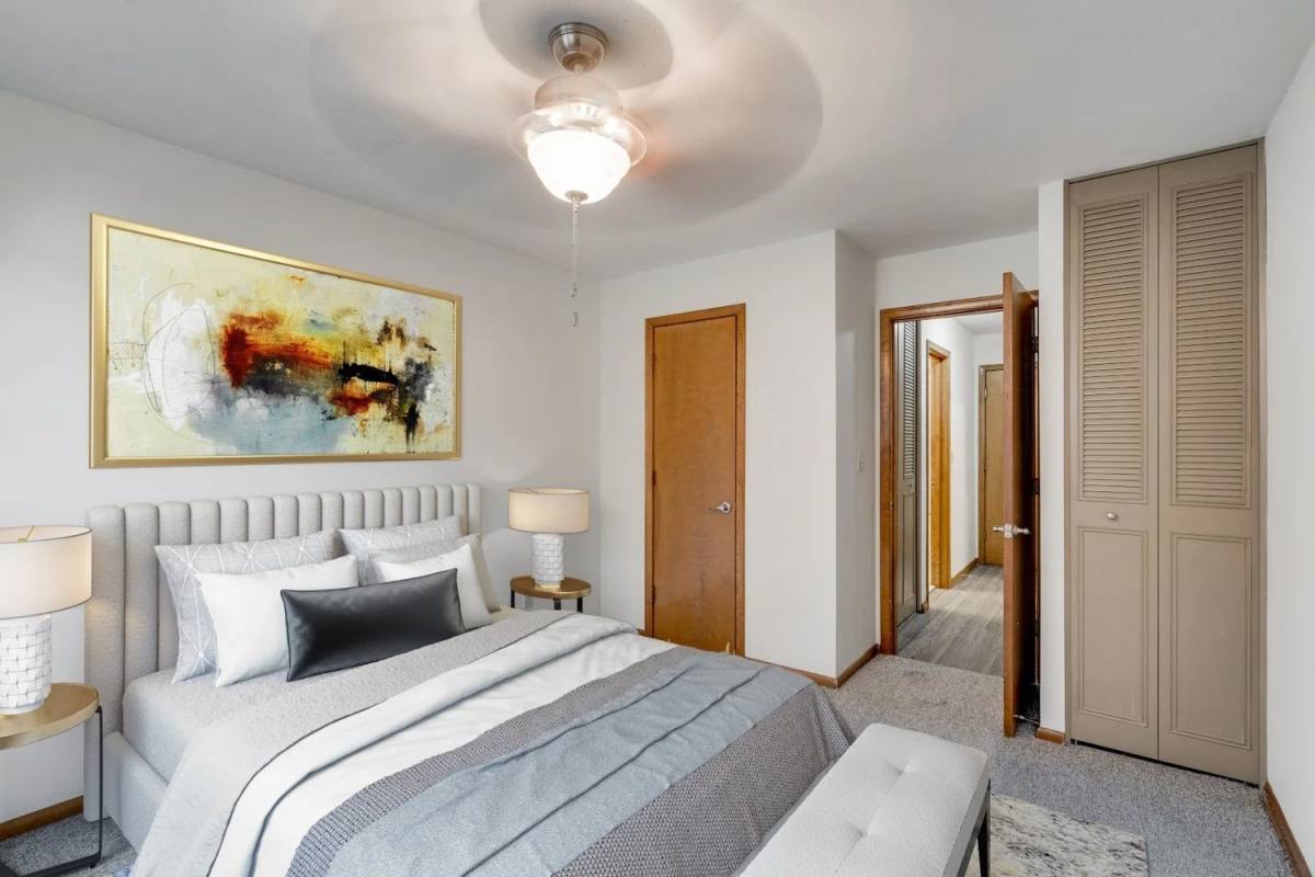 Apartment for rent at Bryant Manor, 3532 Bryant Ave S, Minneapolis, MN 55408