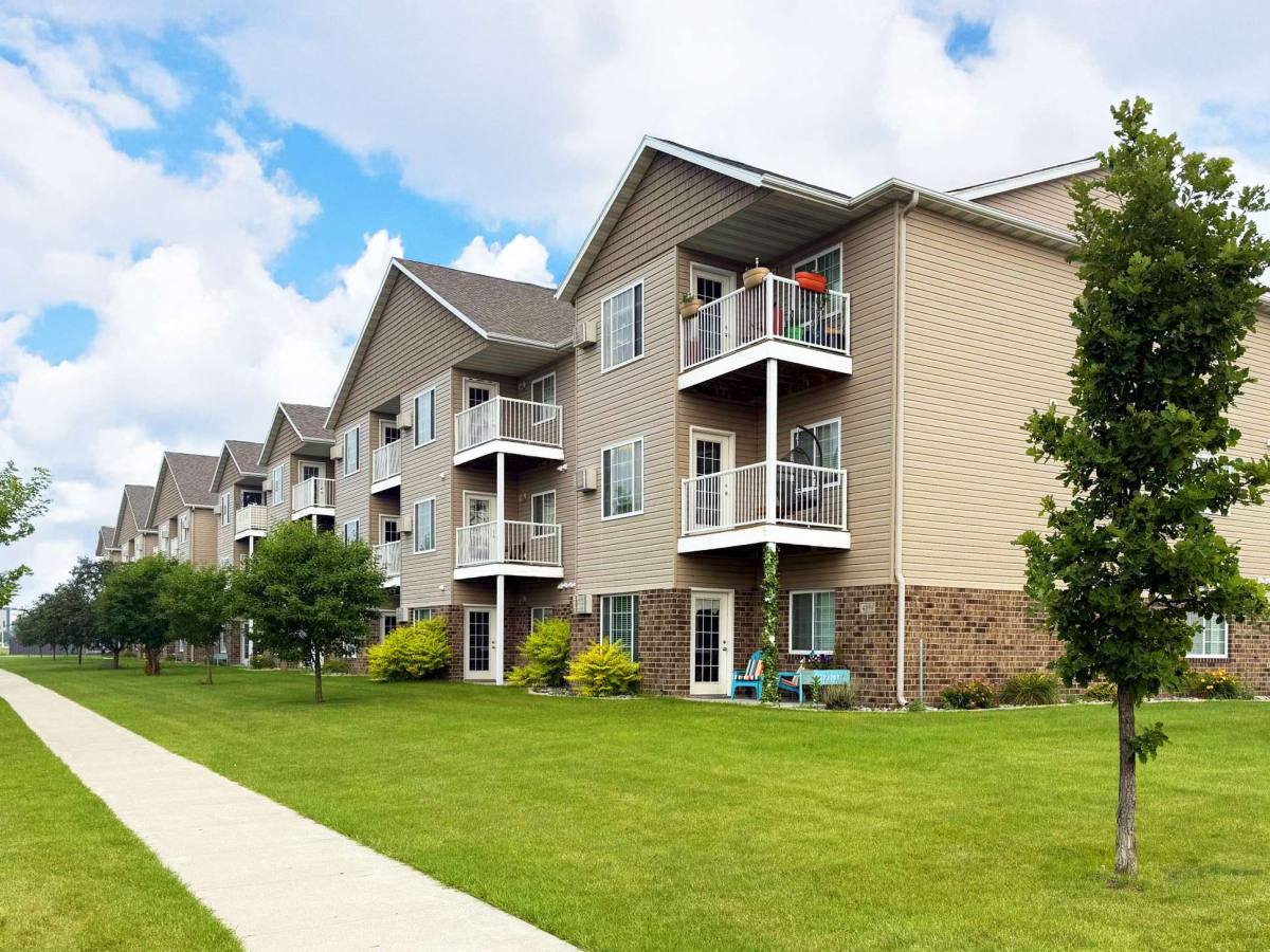 Apartment for rent at Maple Creek, 4379 & 4391 33rd Ave S, Fargo, ND 58104