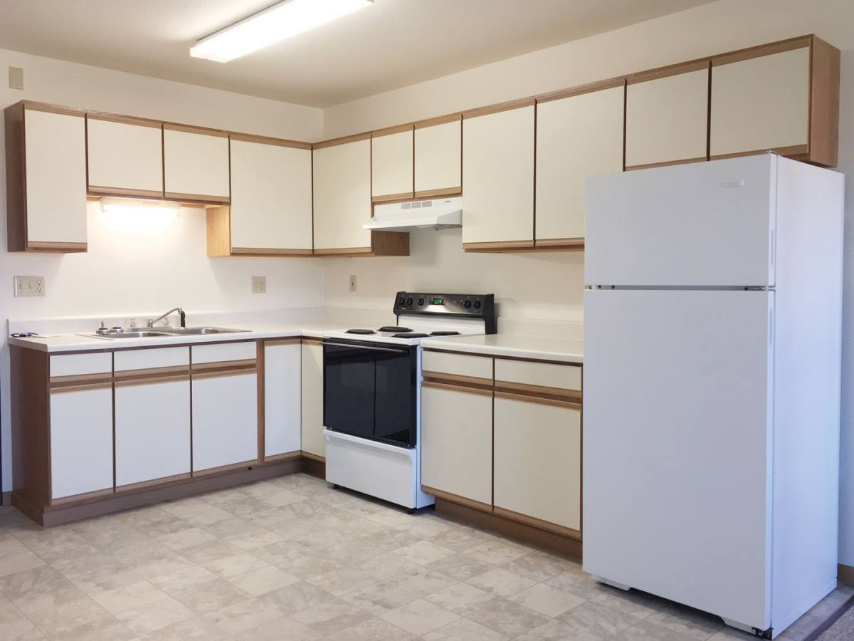 Apartment for rent at Dakota Terrace, 3120 10th St SW #23, Minot, ND 58701