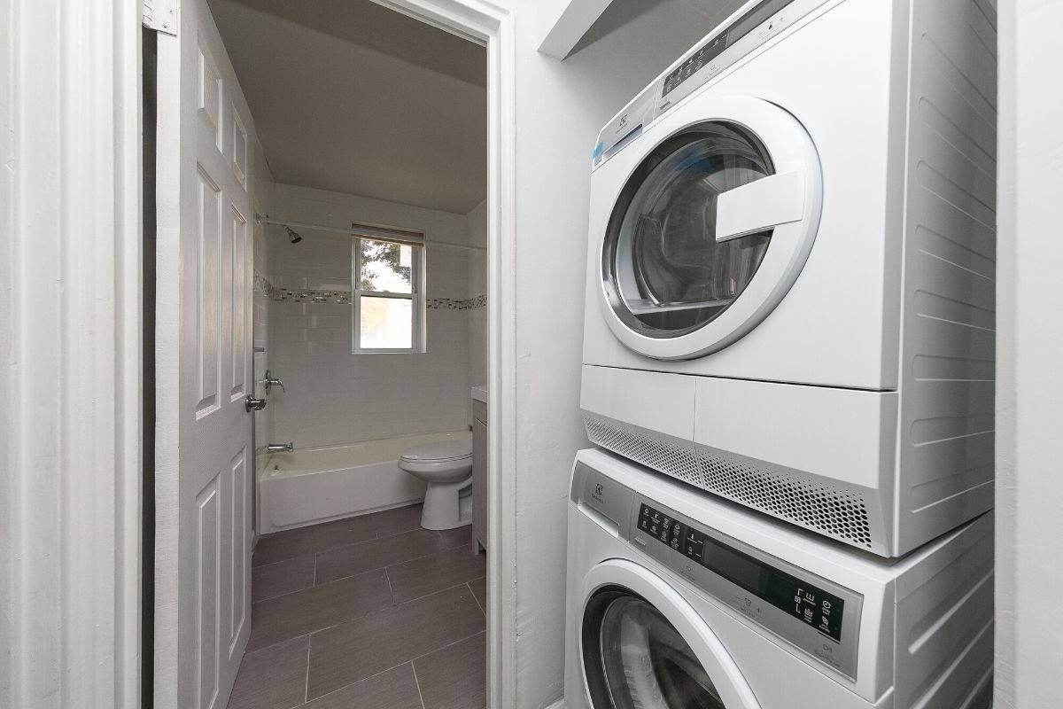 Apartment for rent at Longshore, 4100 Longshore Ave #C1, Philadelphia, PA 19135