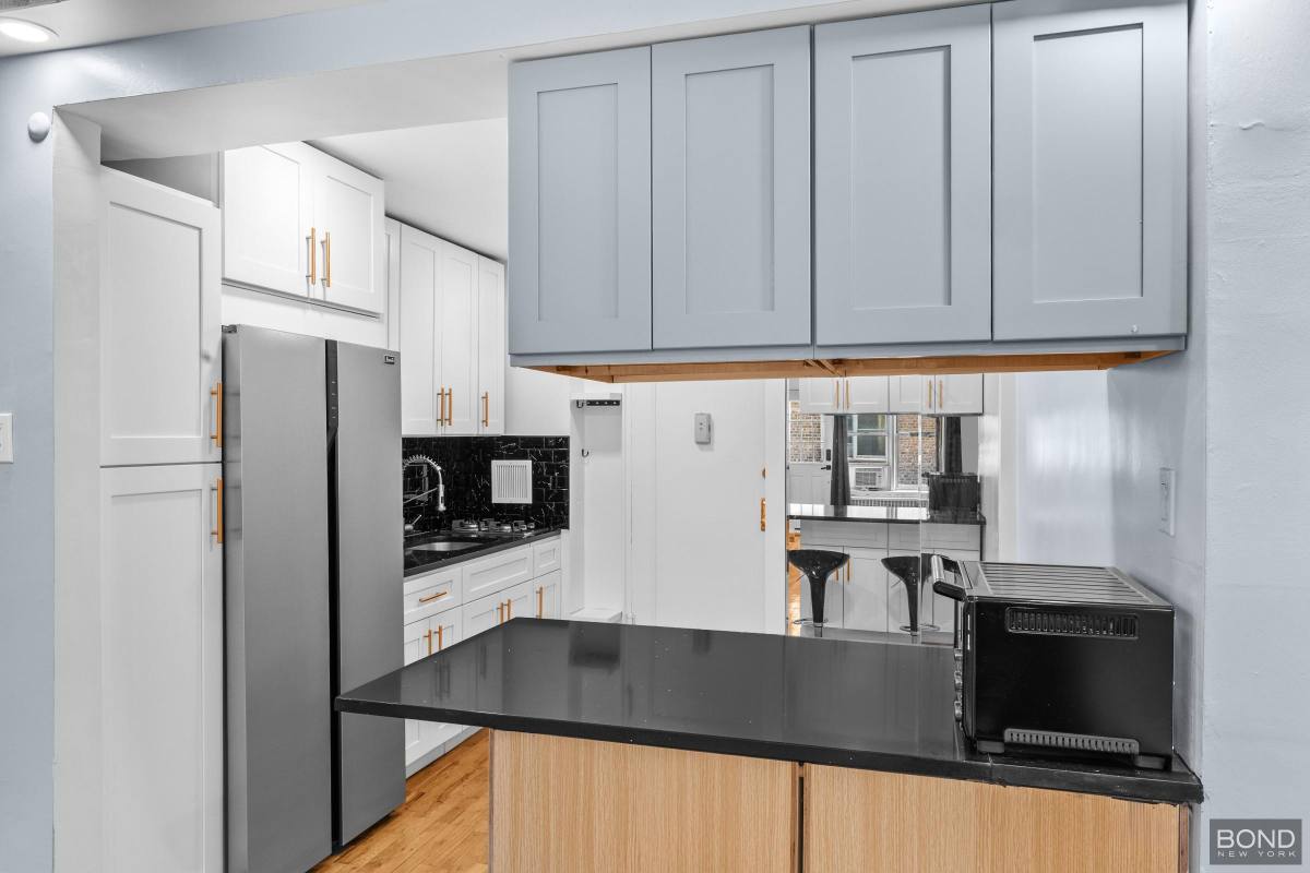 Apartment for rent at 1350 E 5th St #1H, Brooklyn, NY 11230