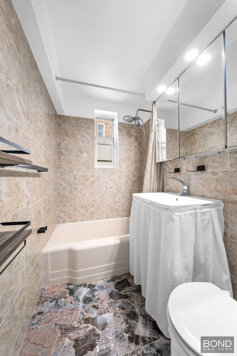 Apartment for rent at 1350 E 5th St #1H, Brooklyn, NY 11230