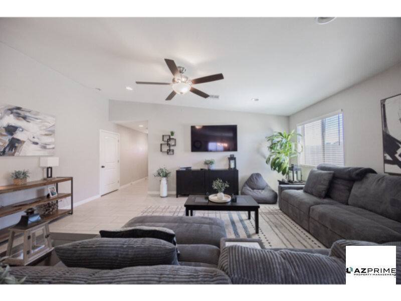 House for rent at 2547 Illini St, Phoenix, AZ 85040