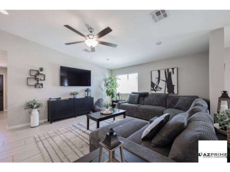 House for rent at 2547 Illini St, Phoenix, AZ 85040