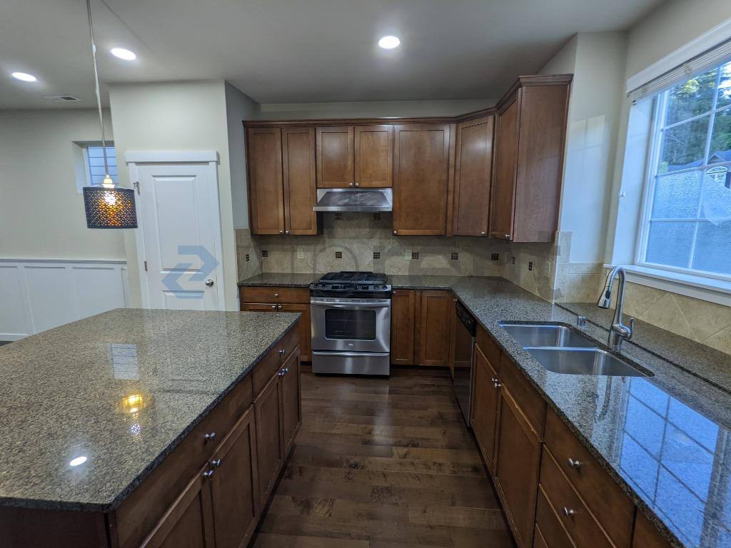 House for rent at 10224 242nd Ave NE, Redmond, WA 98053