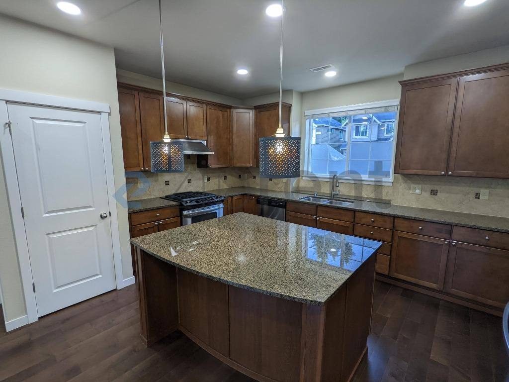 House for rent at 10224 242nd Ave NE, Redmond, WA 98053