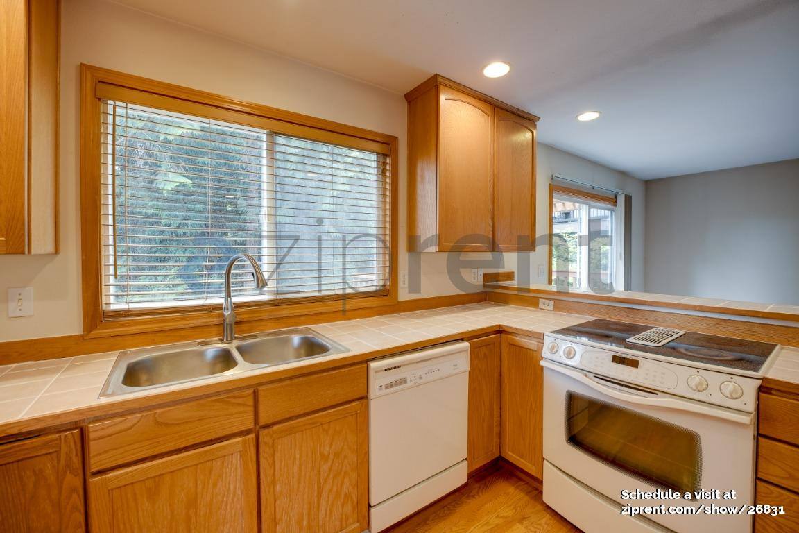 House for rent at 214 169th St SE, Bothell, WA 98012