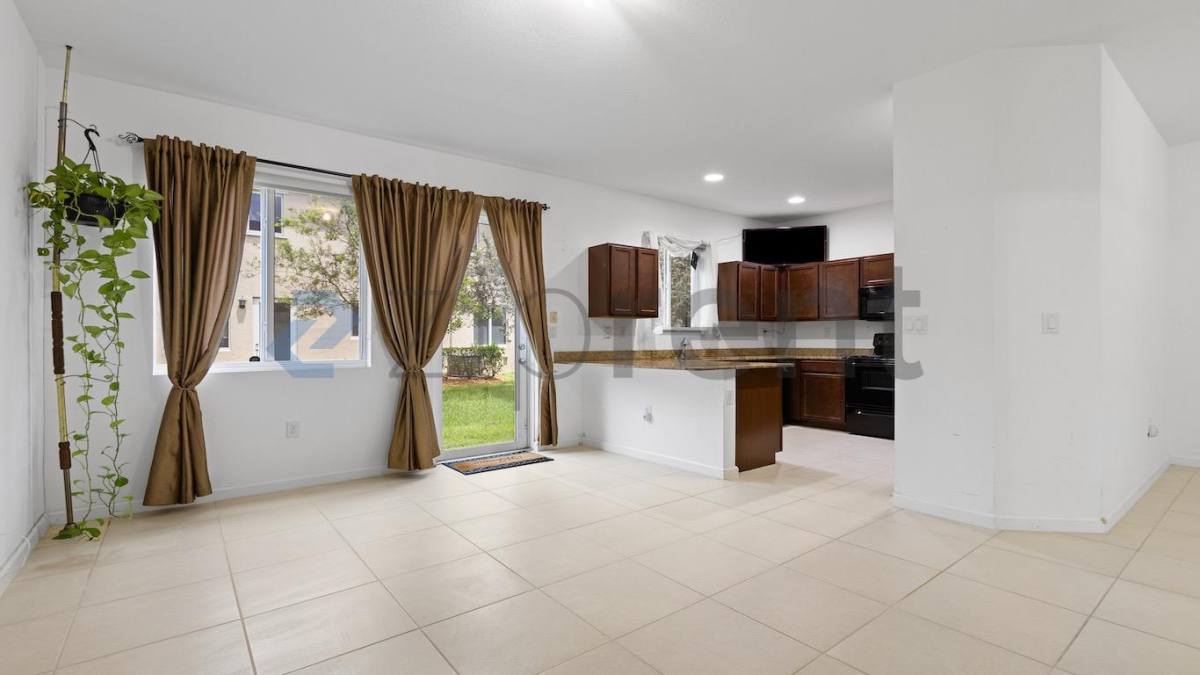 Townhouse for rent at 21429 NW 13th Ave, Miami, FL 33169