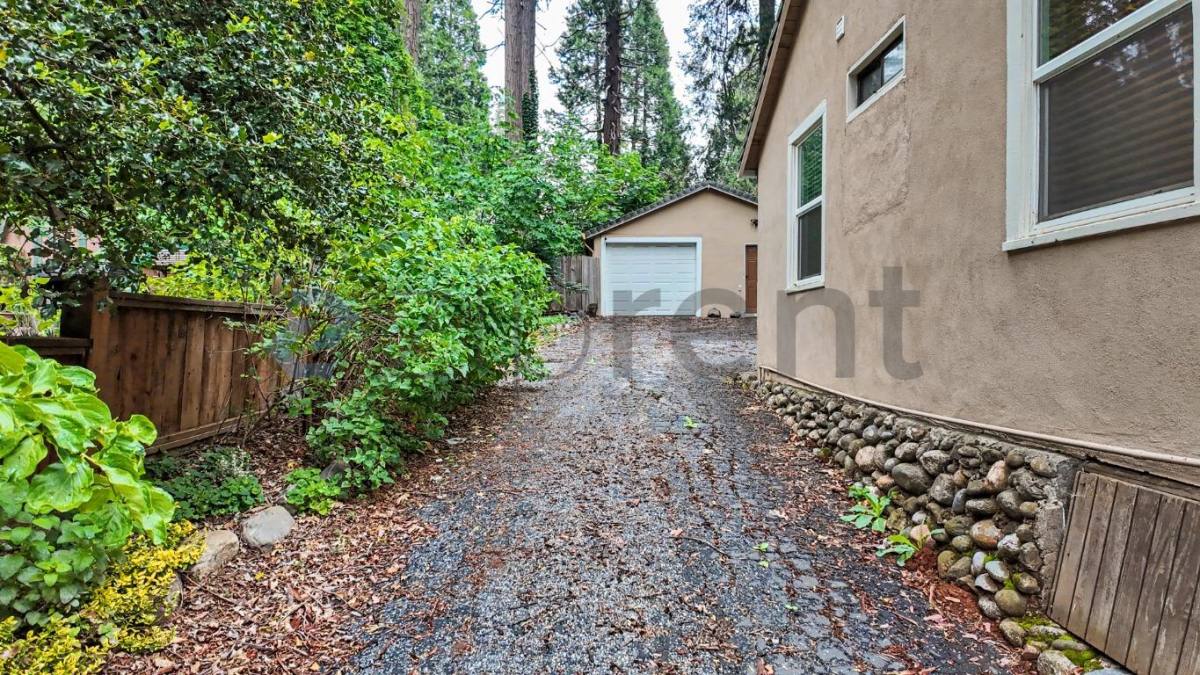 House for rent at 2893 Polaris St, Pollock Pines, CA 95726