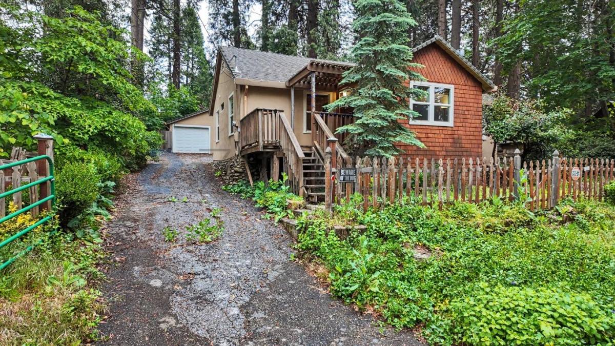 House for rent at 2893 Polaris St, Pollock Pines, CA 95726