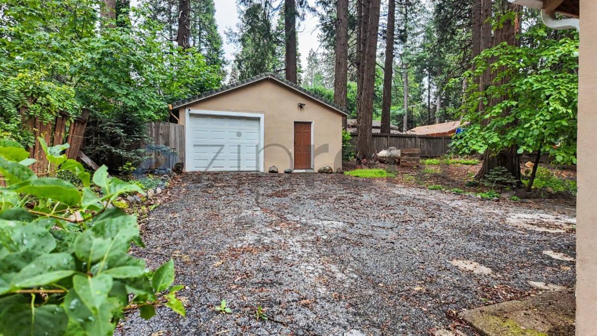 House for rent at 2893 Polaris St, Pollock Pines, CA 95726