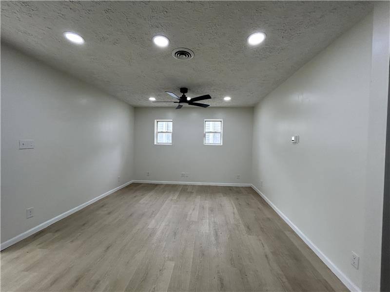 Apartment for rent at 863 Highland St, Follansbee, WV 26037