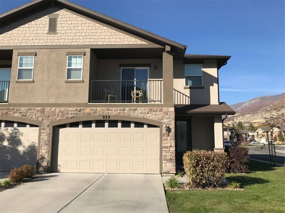 Townhouse for rent at 272 W 650 N, Centerville, UT 84014