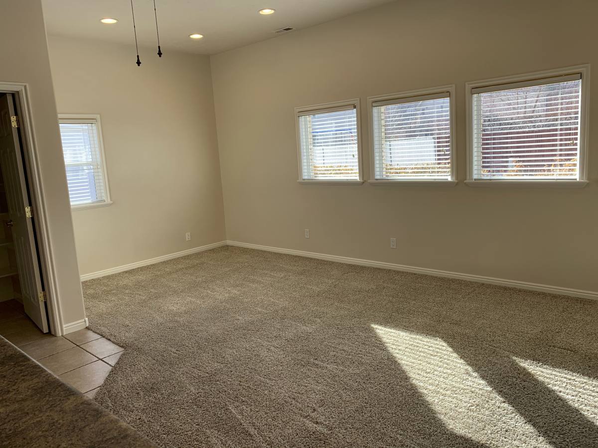 Apartment for rent at 8175 S Old Coventry Circle, Sandy, UT 84093