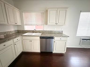 Apartment for rent at 8732 Reading Ave #C, Los Angeles, CA 90045