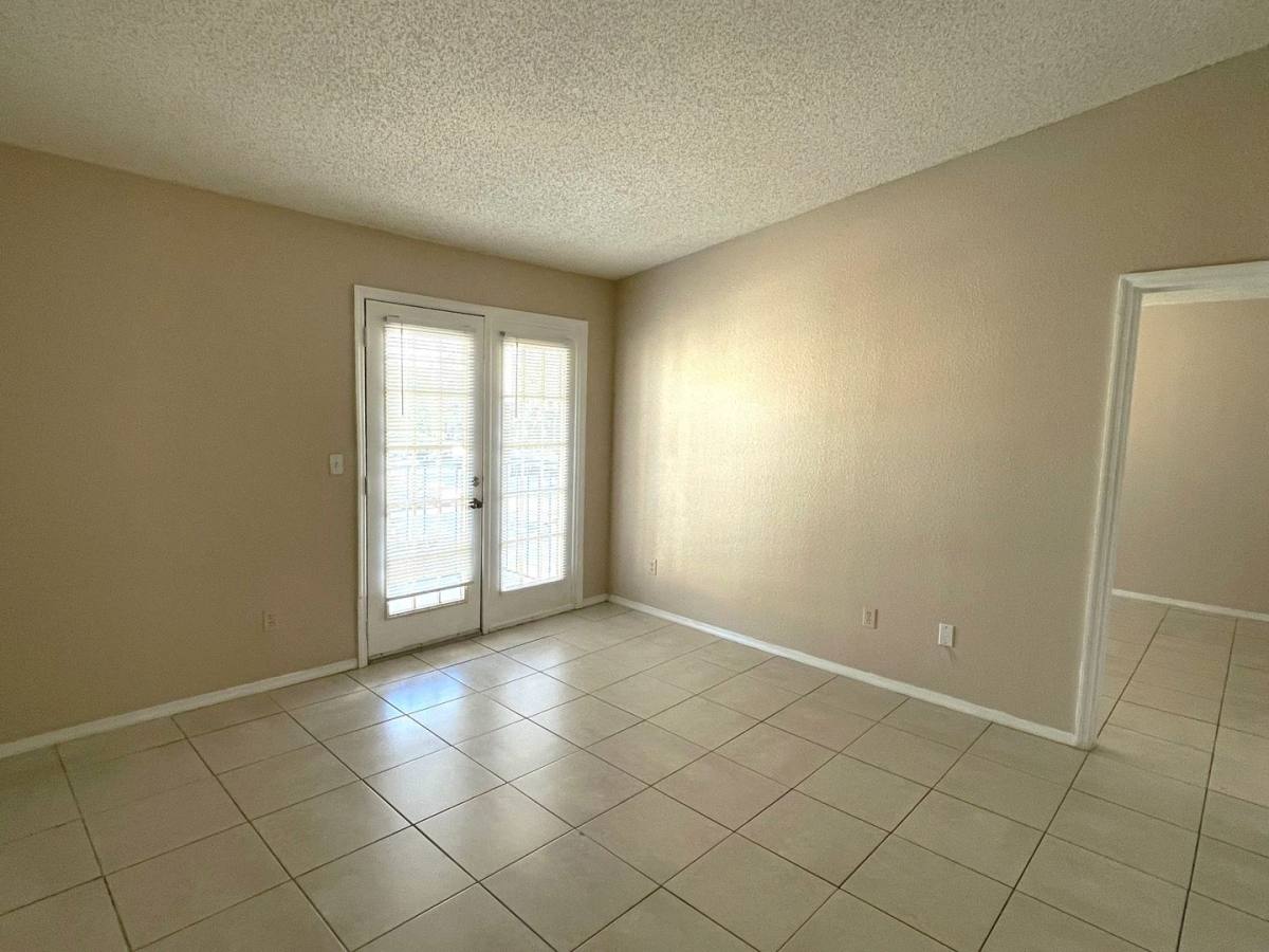 Apartment for rent at 2550 N Alafaya Trail, Orlando, FL 32826